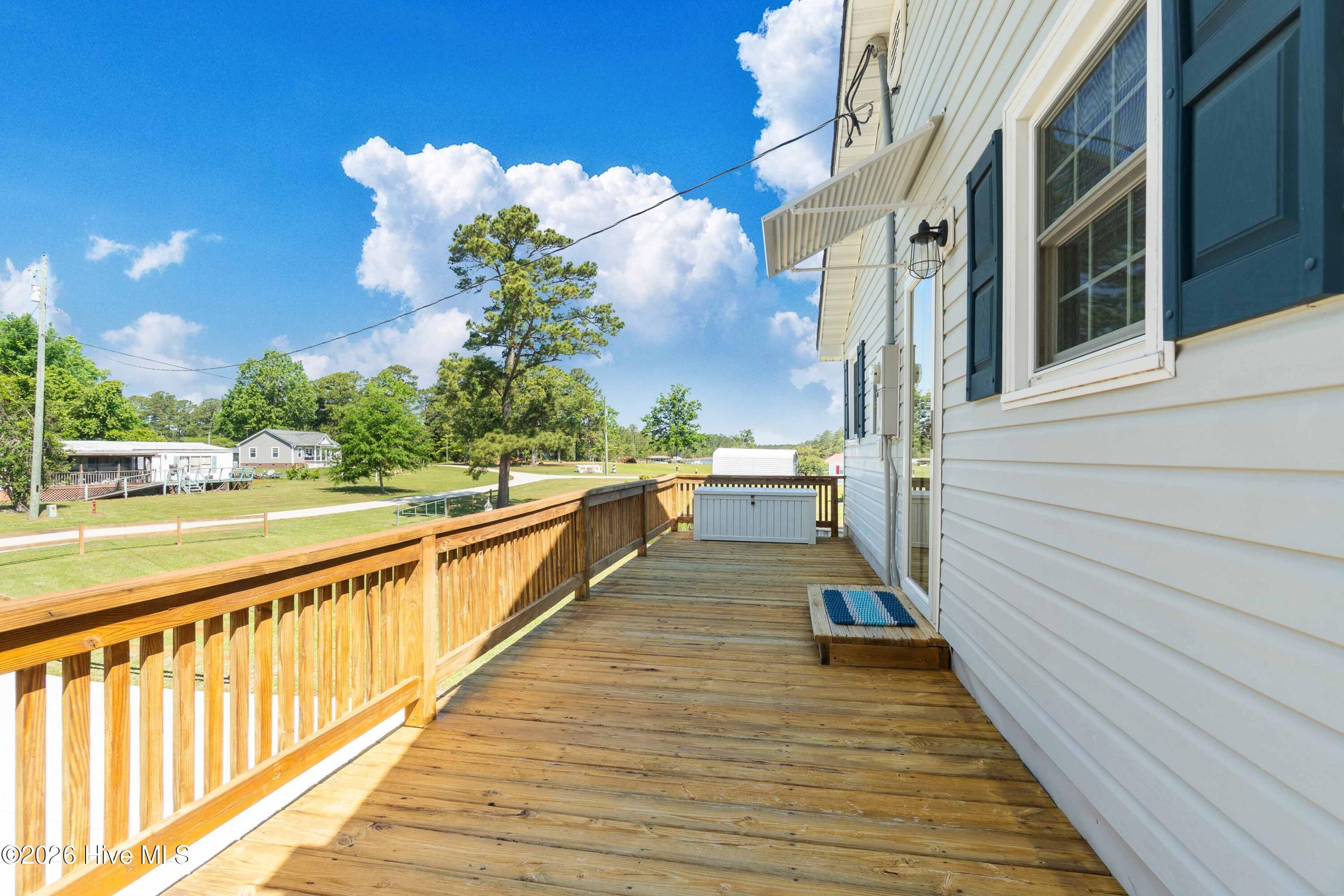 Image 3: 003_Front Porch