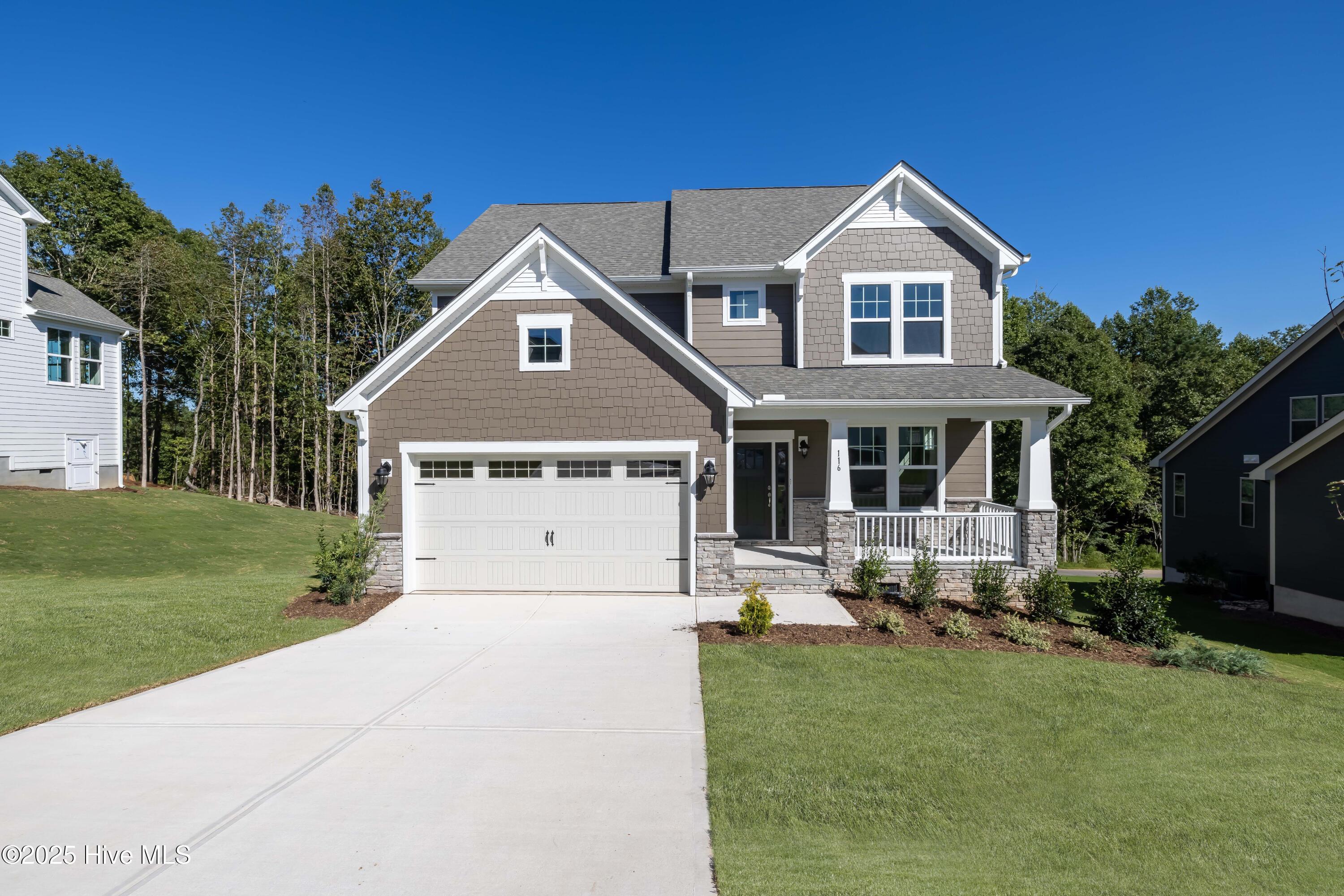 Image 1: Bungalow A