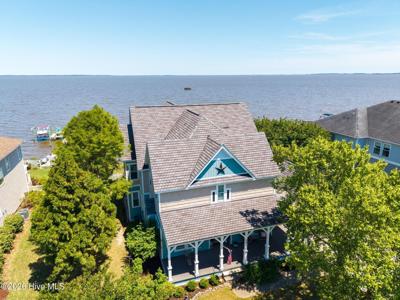 178 Mariners Way
