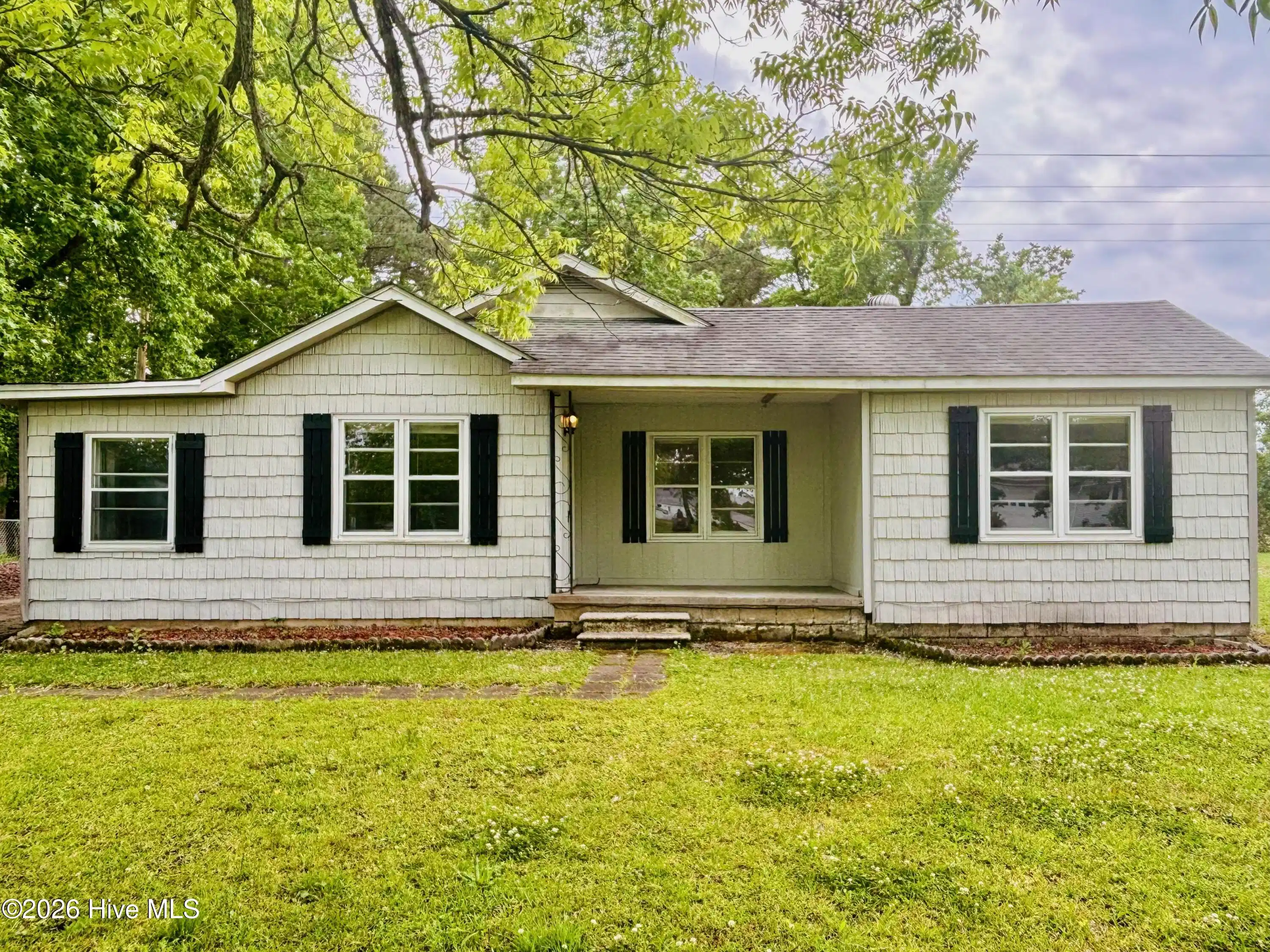 Image 1: Welcome to 580 Gillikin Rd.