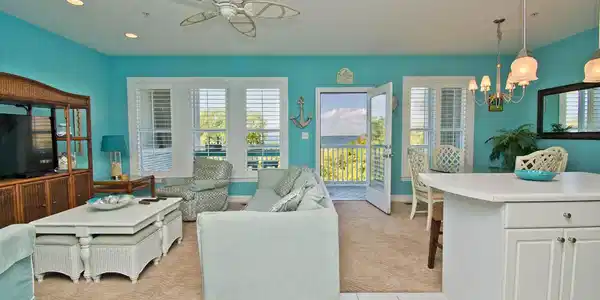 Image 4: Beautiful Sound Views!
