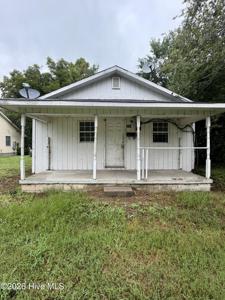 207 E Peterson Street