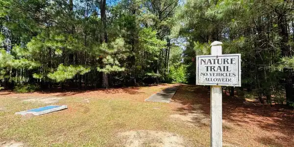 Image 4: 38 Calm Nature Trail
