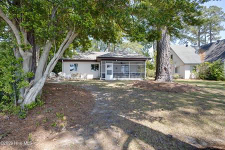 1963 Bayview Road
