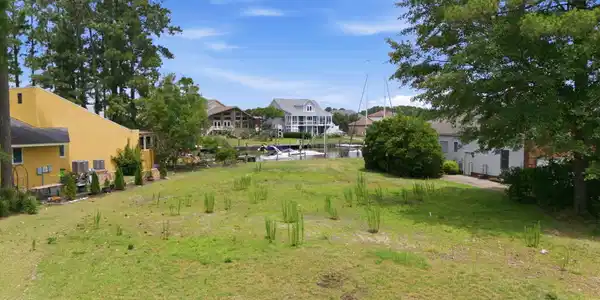 903 Salt Cay Court