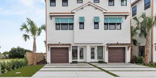 601 Fort Fisher Boulevard S