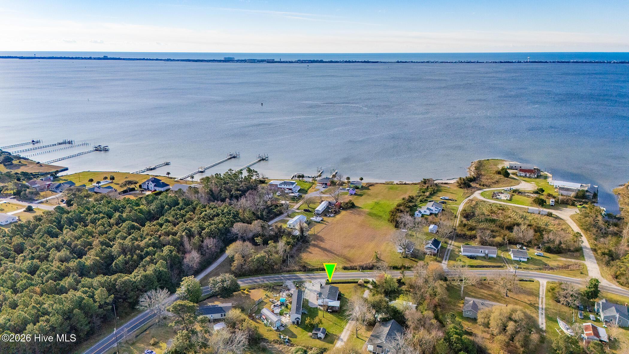 Image 3: 290 BOGUE LOOP ROAD (2)
