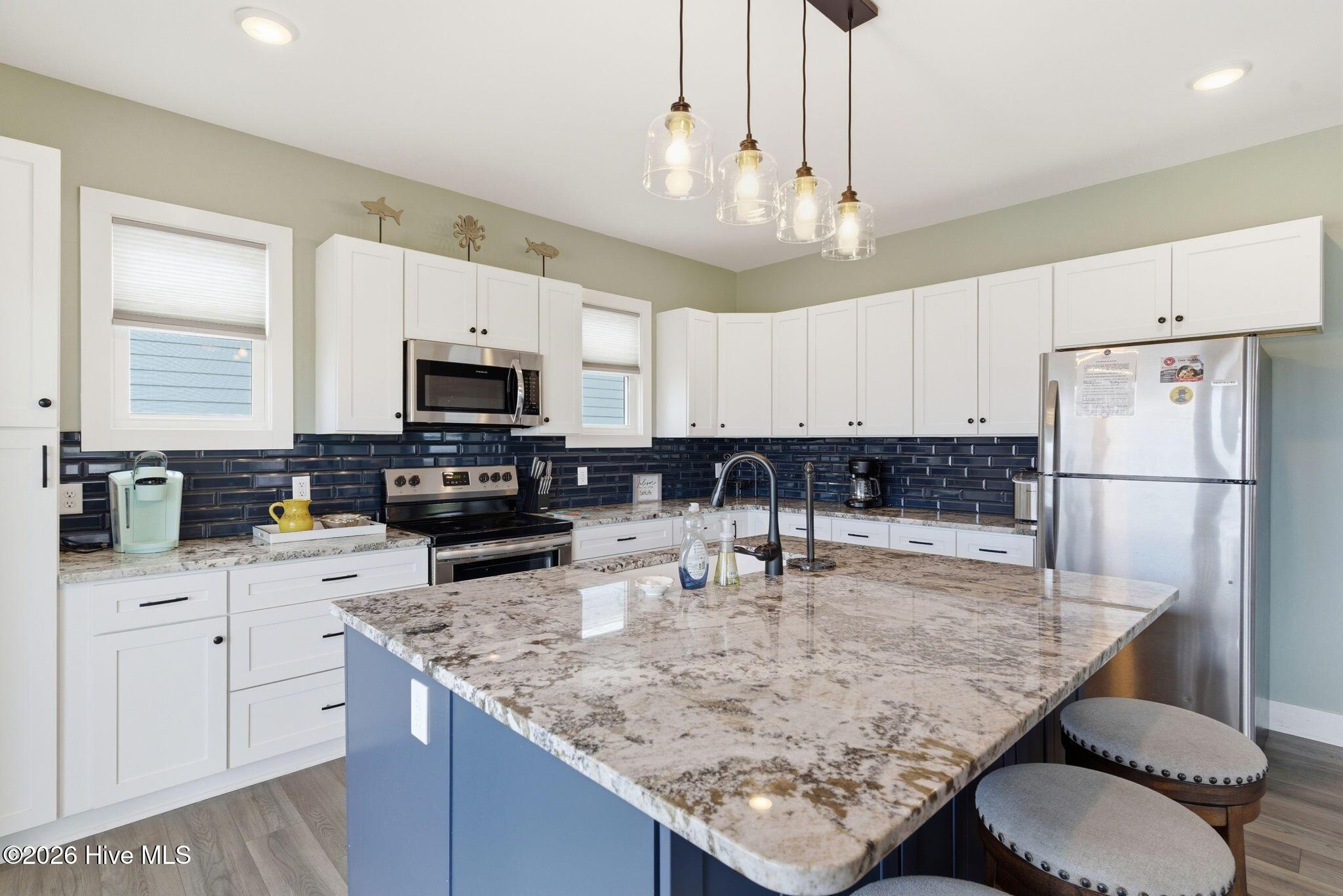 Image 4: 24-web-or-mls-DSC06709
