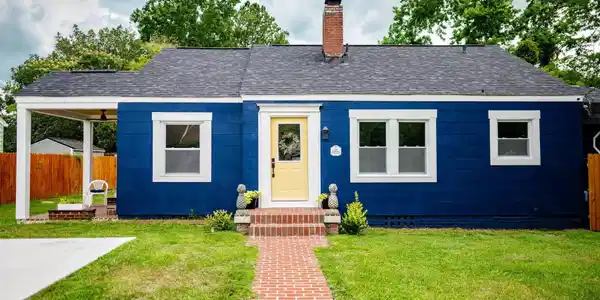 303 Stratford Road