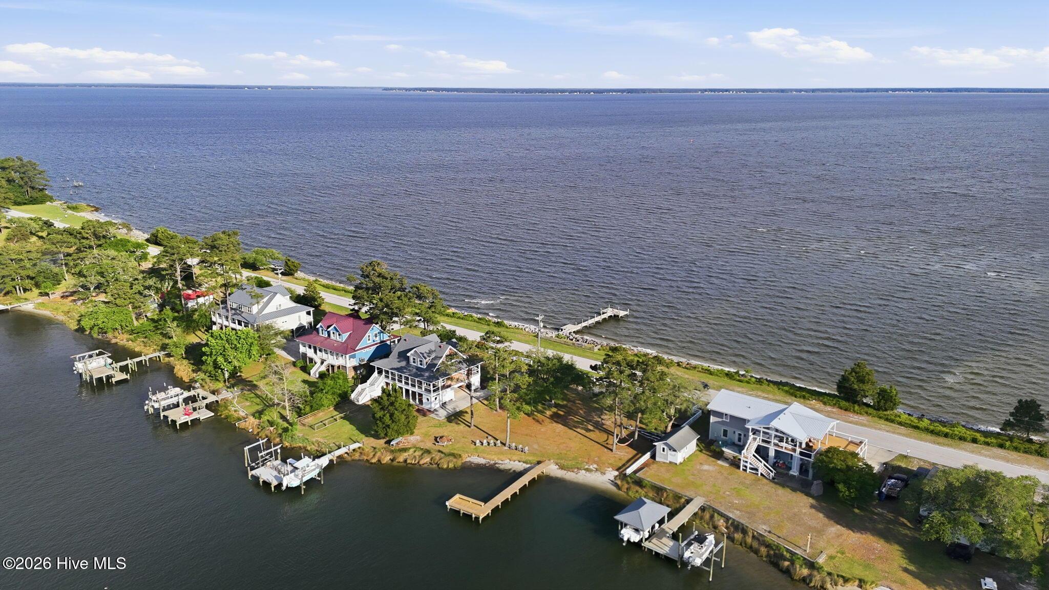 Image 3: 7-web-or-mls-DJI_20260505181415_0222_D