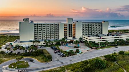 2700 N Lumina Avenue Unit 619
