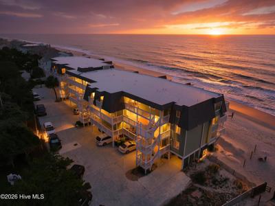 2122 Surfrider Court