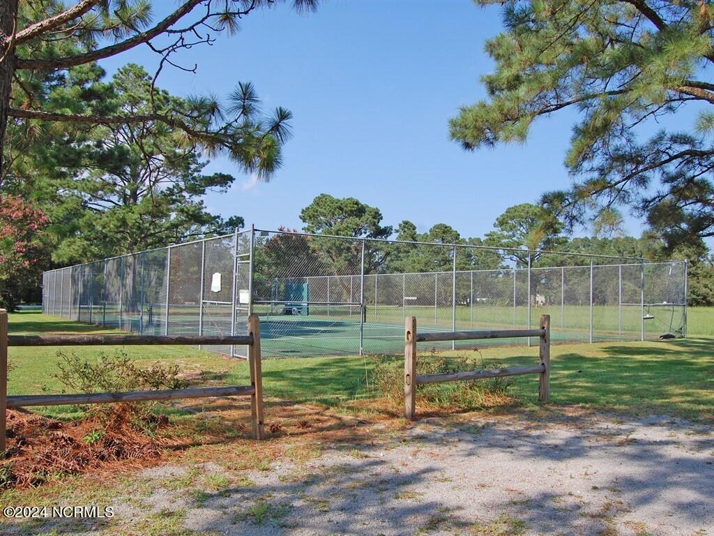 Image 3: 002_Tennis Court