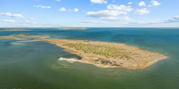 Image 4: 2-web-or-mls-DJI_0204