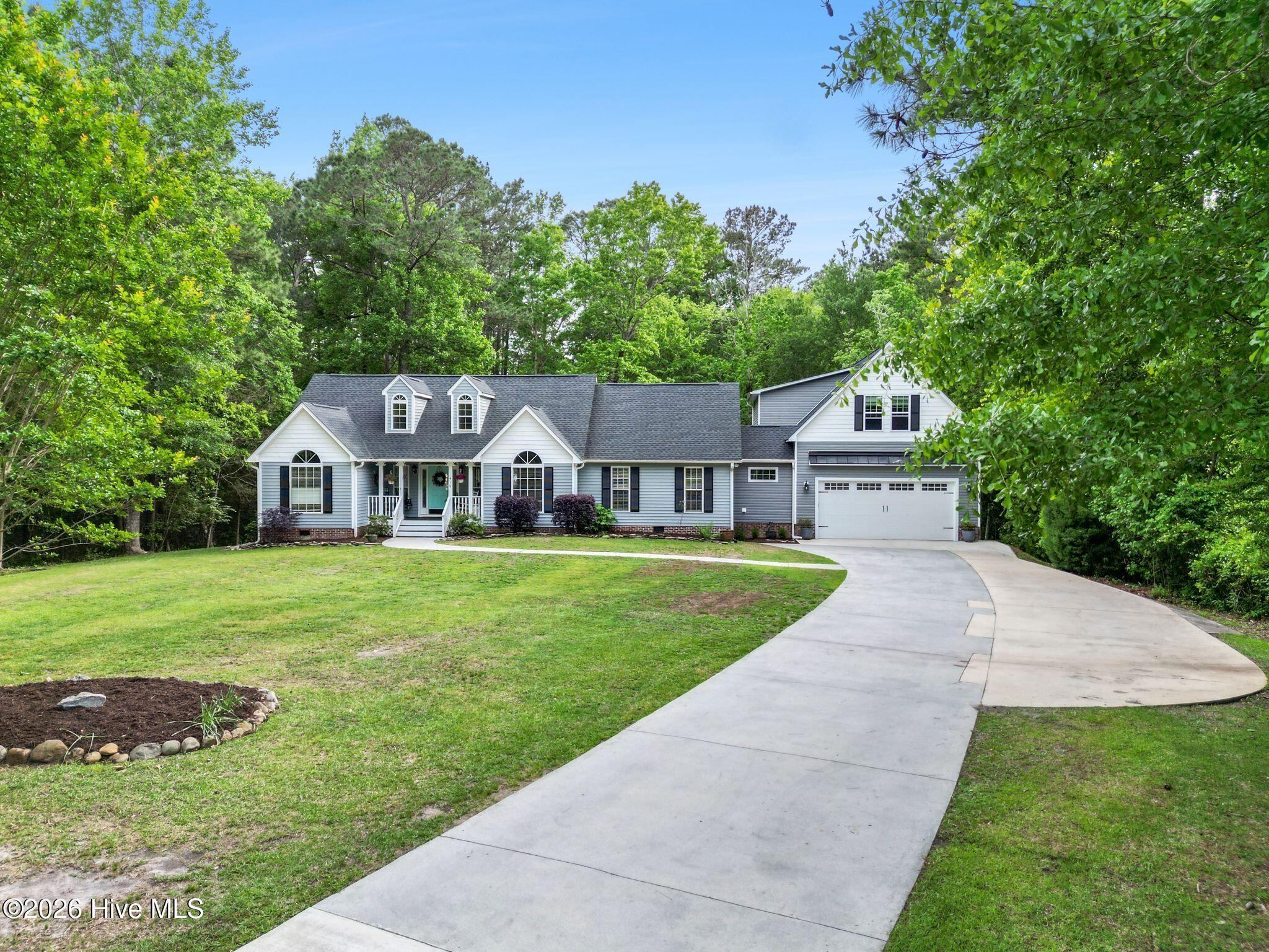 Image 2: driveway