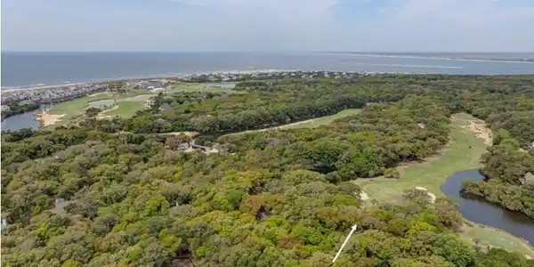 9 Bay Tree Trail