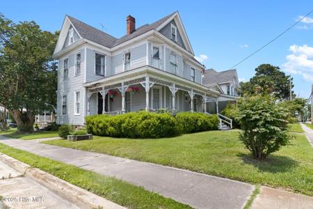 601 N Road Street