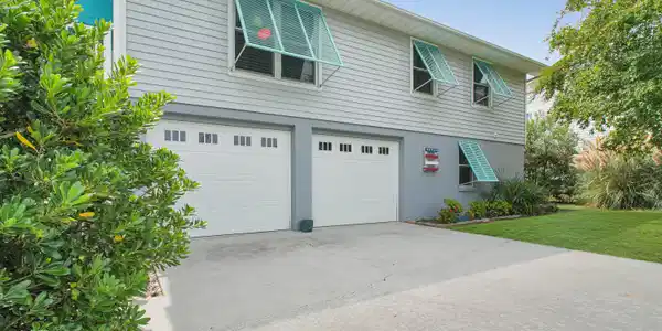 6911 Canal Drive
