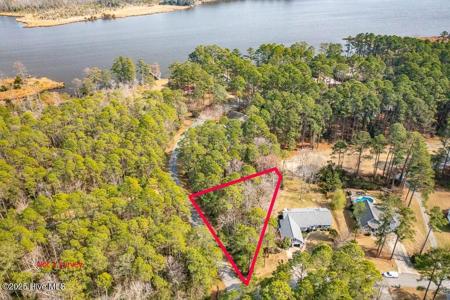 900 Crooked Creek Drive
