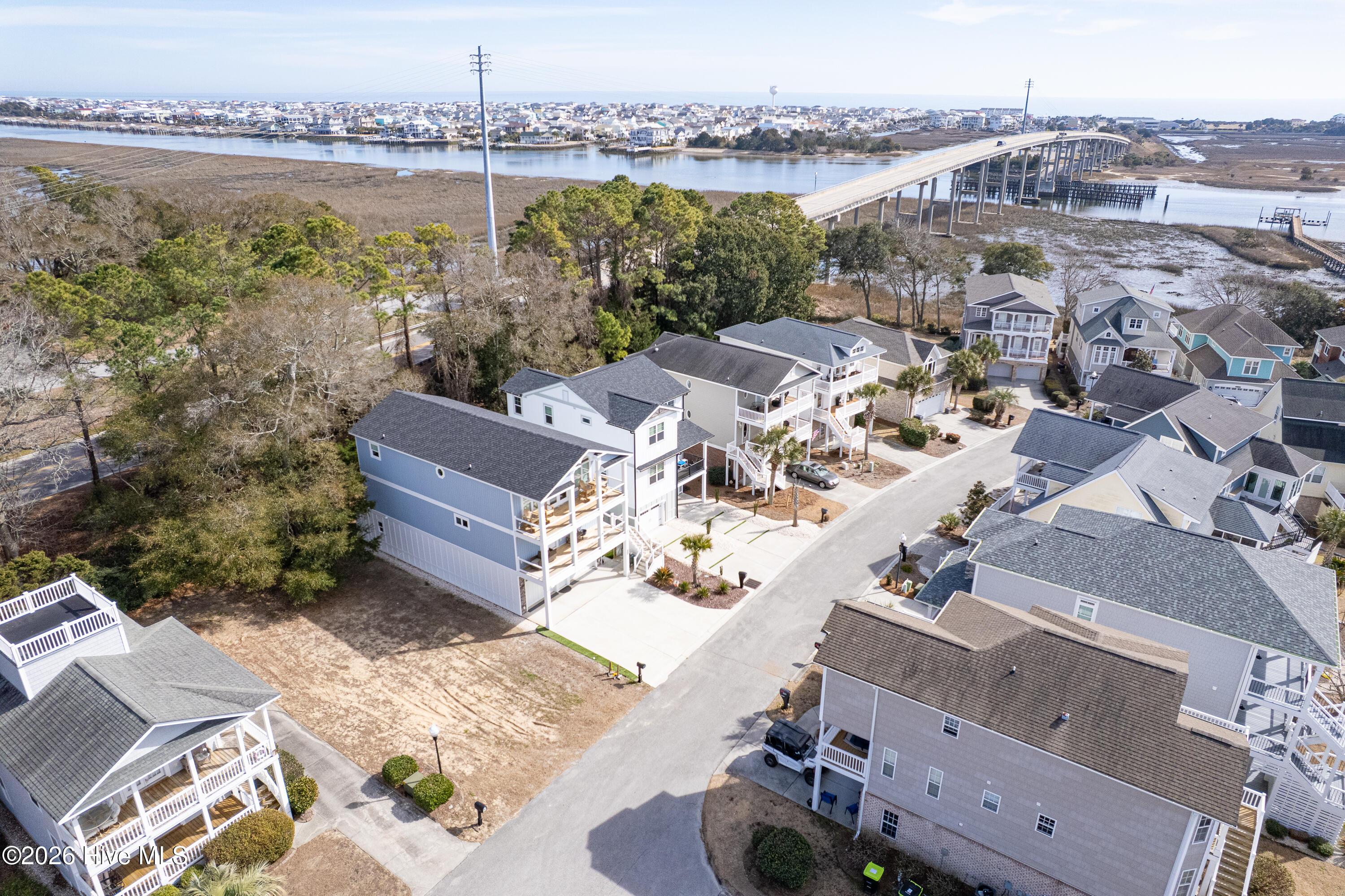 Image 4: 6273 Maritime Way-10