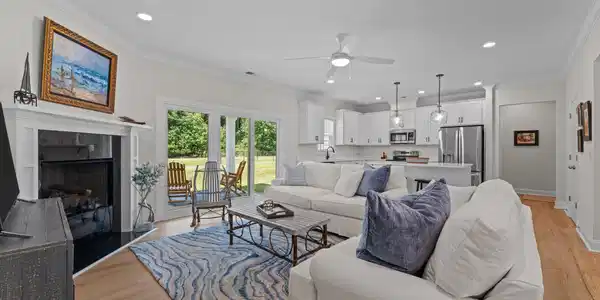 613 Windward Drive