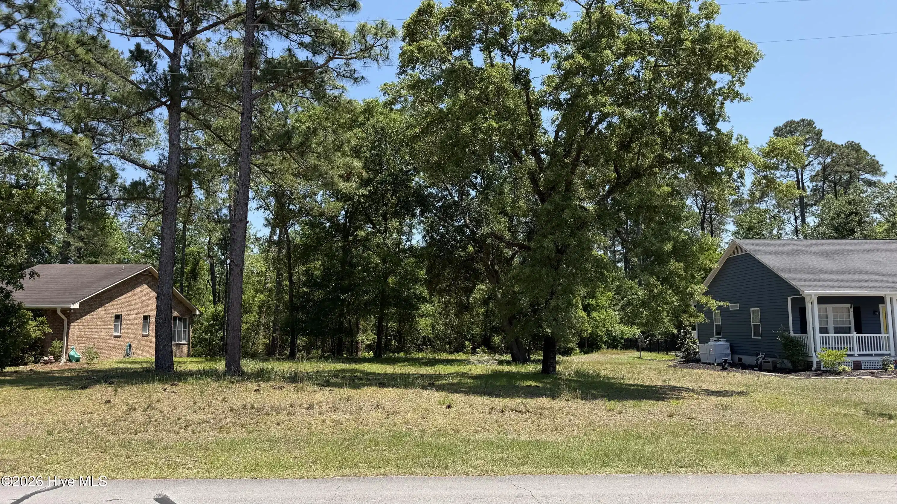 Image 1: 808 Black Swan Rd.