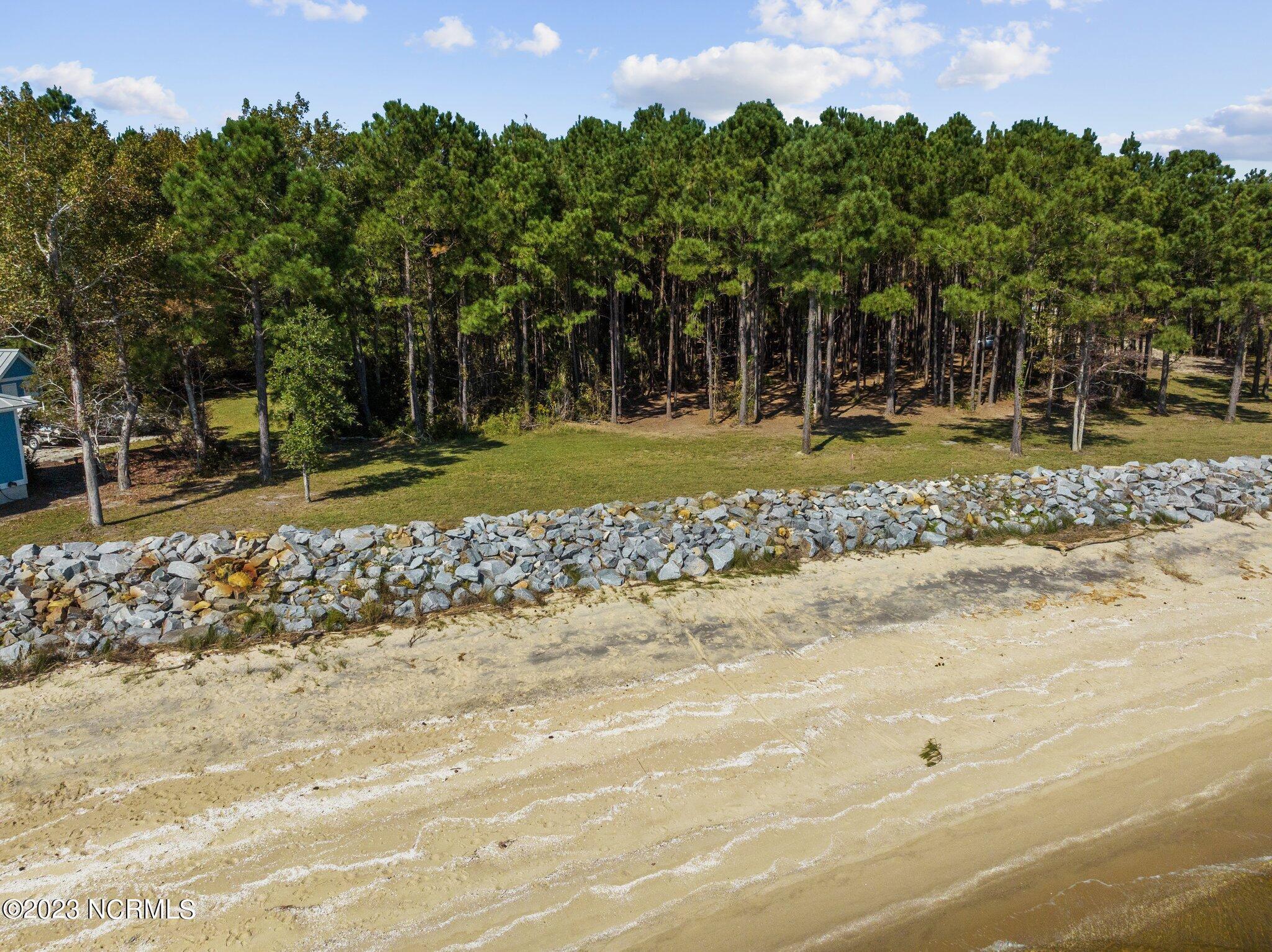 Image 2: Lot 1 from the Water