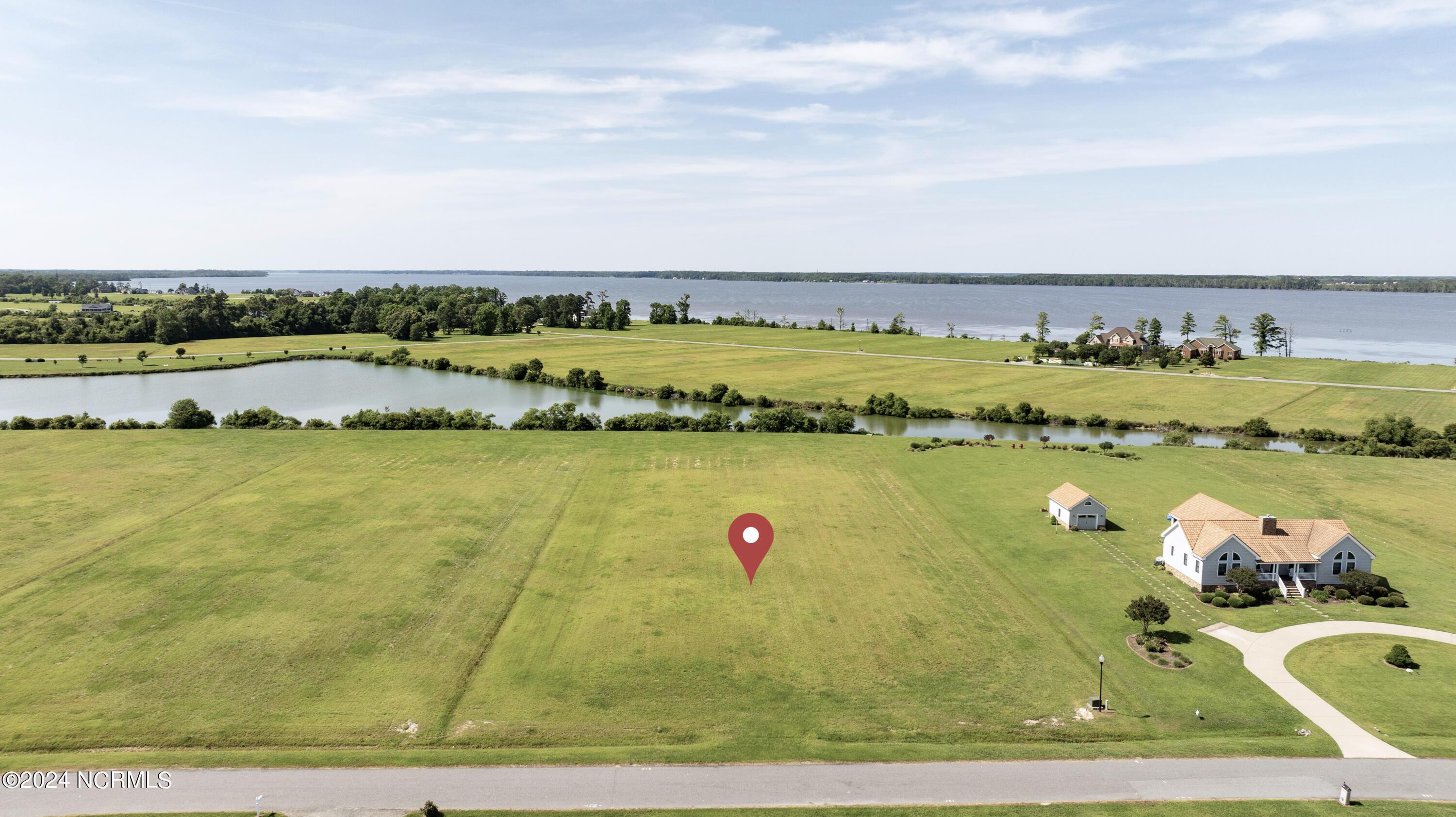 Image 2: lot2