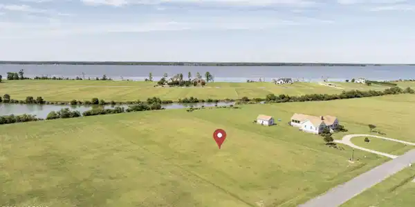 Image 3: lot3