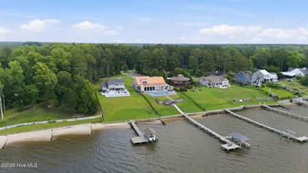 685 Raymond Road
