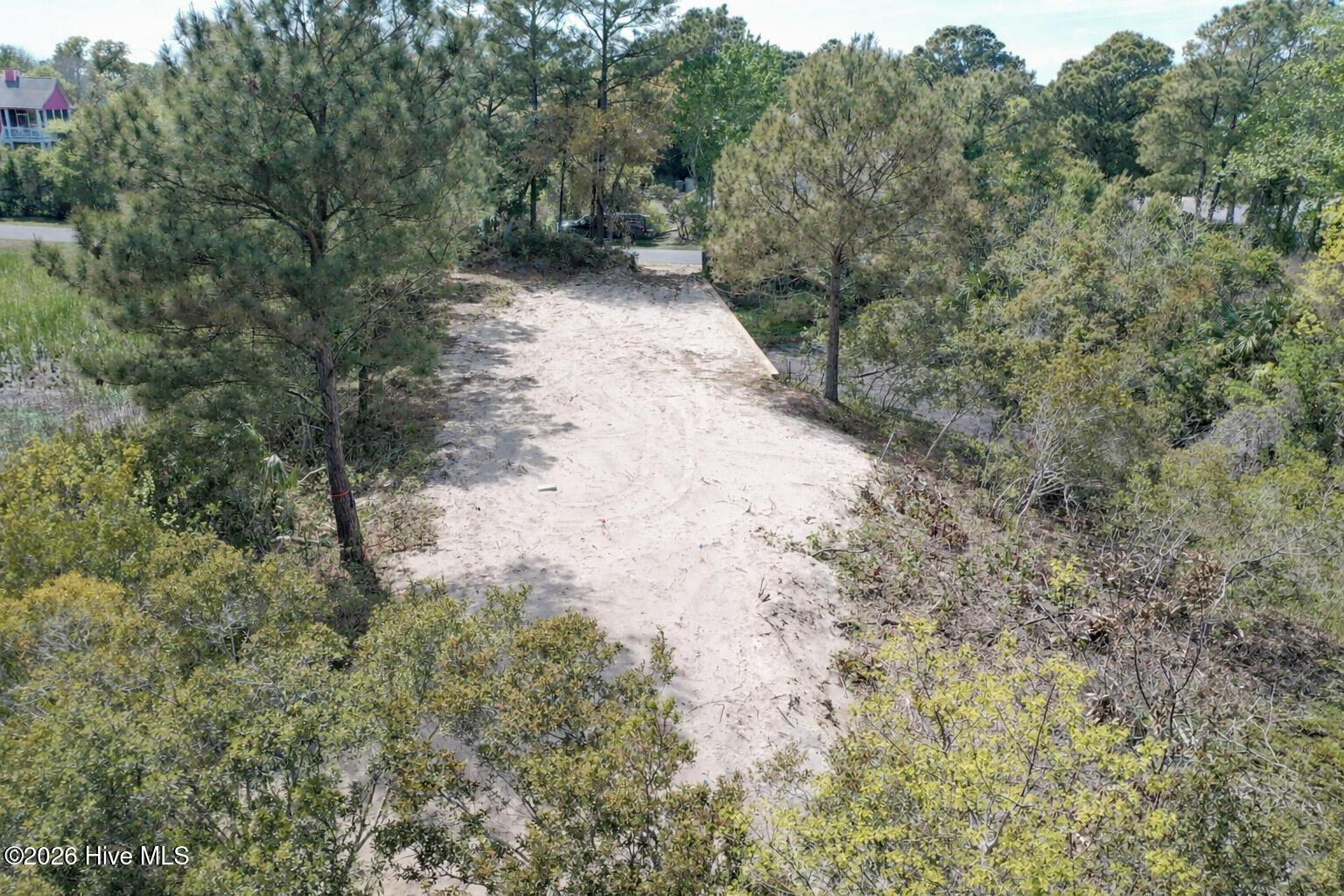Image 2: 210 Shipwreck Lane