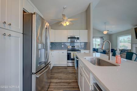 316 Bay Circle
