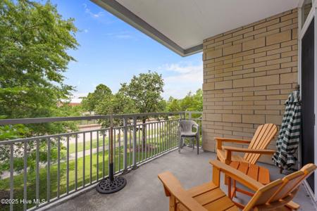 131 Sky Sail Boulevard