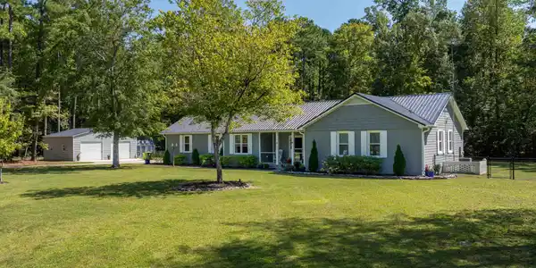 102 Ridgewood Trail