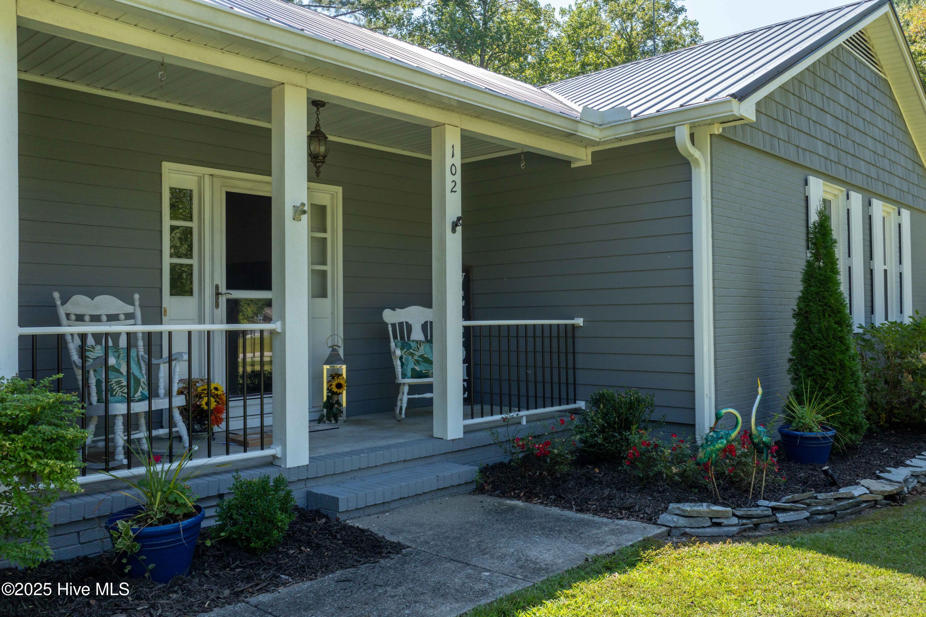 Image 4: 102 Ridgewood - Exterior - Edited_31