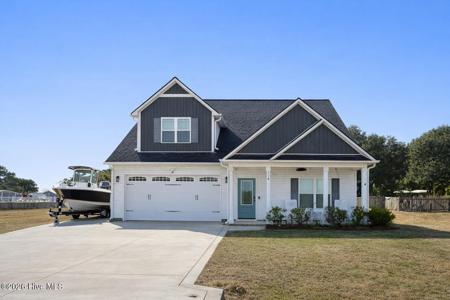 118 Camelot Drive