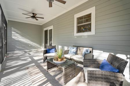 135 Clubhouse Drive SW