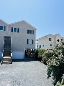 3536 Island Drive