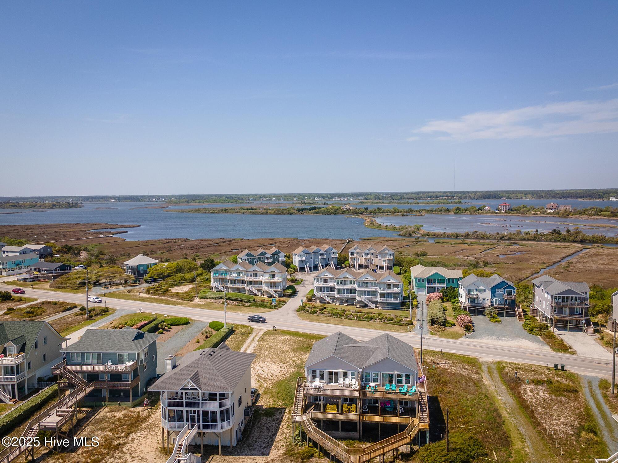 Image 4: 2025.04.14_3536 Island Dr MLS (2)