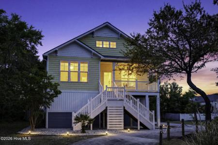 229 NE 43rd Street