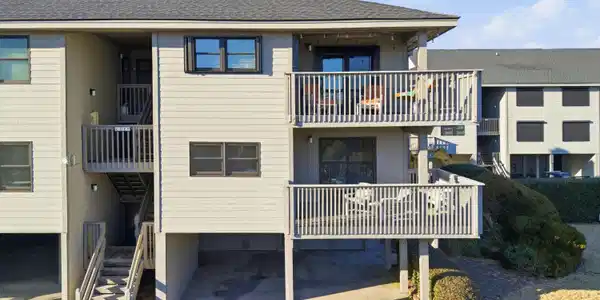 2315 N Lumina Avenue Unit E