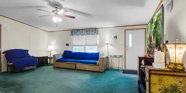 Image 3: 4 (4)