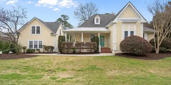 7802 Beachcomber Court