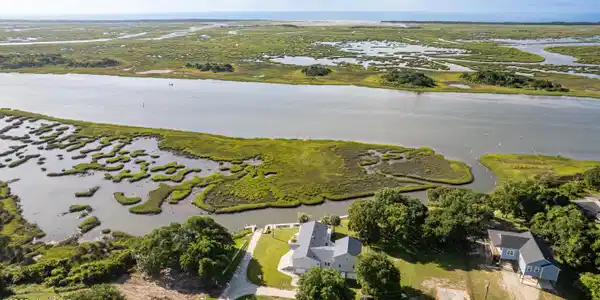 Image 3: 101 Hamilton Ln | Drone photos (2 of 25)