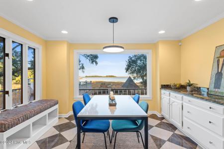 141 Middle Oaks Drive