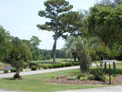 207 Clubhouse Drive SW