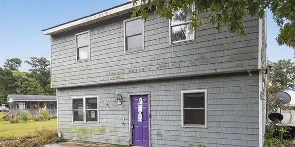 151 Longbeach Drive