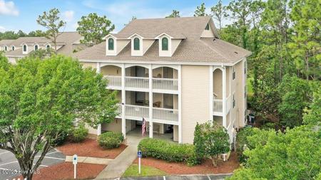 3350 Club Villas Drive Unit # 105