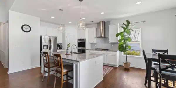 Image 4: 6-web-or-mls-106-snoozy-manor-ln