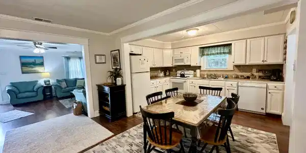 1118 W Main Street